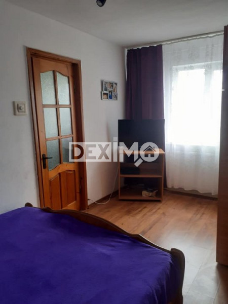 Apartament 2 camere, semidecomandat, centrala pe gaz,mobilat, Finisaje clasice