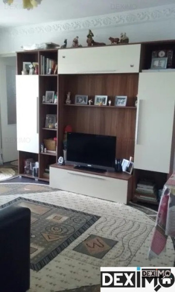 Apartament 3 Camere Semidecomandate - Zona I.C.Bratianu - Renovat - Etaj 3