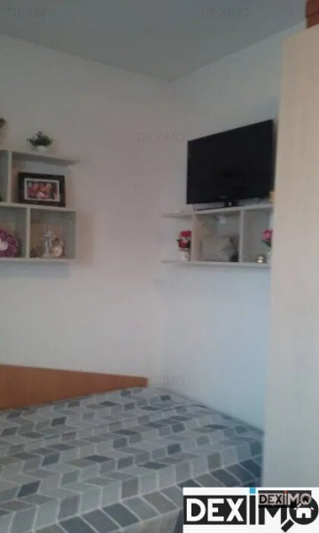 Apartament 3 Camere Semidecomandate - Zona I.C.Bratianu - Renovat - Etaj 3