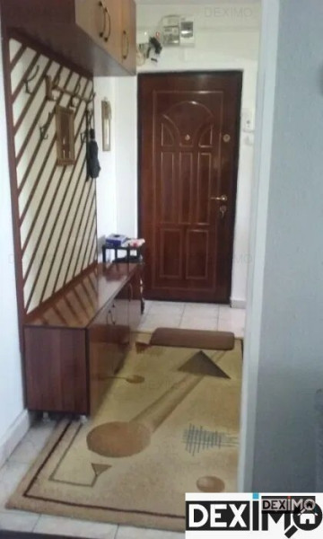 Apartament 3 Camere Semidecomandate - Zona I.C.Bratianu - Renovat - Etaj 3