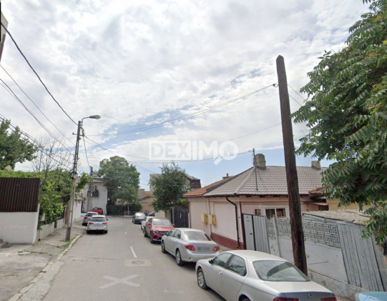 Teren 320 Mp - Tomis II - Constructie Demolabila/Renovabila - Toate Utilitatile