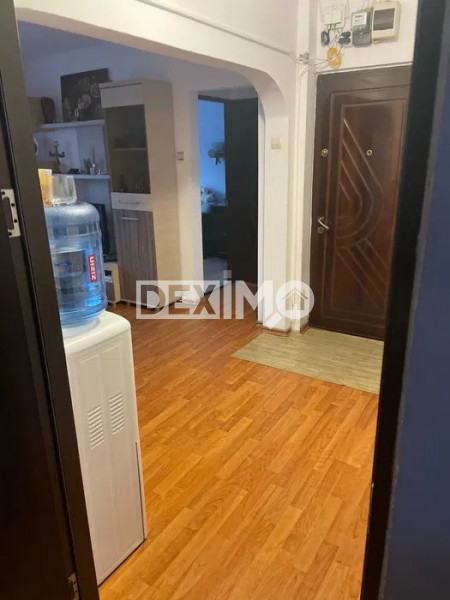 Apartament 3 Camere - Poarta 6 - Etaj 3 - Cetrala Pe Gaze