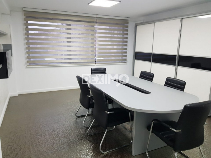 Apartament 4 Camere - Zona Compozitori - Parter - 3 Locuri De Parcare Subterane