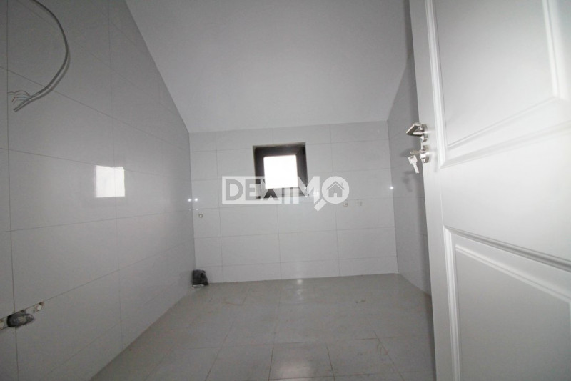 Casa P+M - Constructie Noua - Lumina - La Cheie - Centrala Pe Gaze