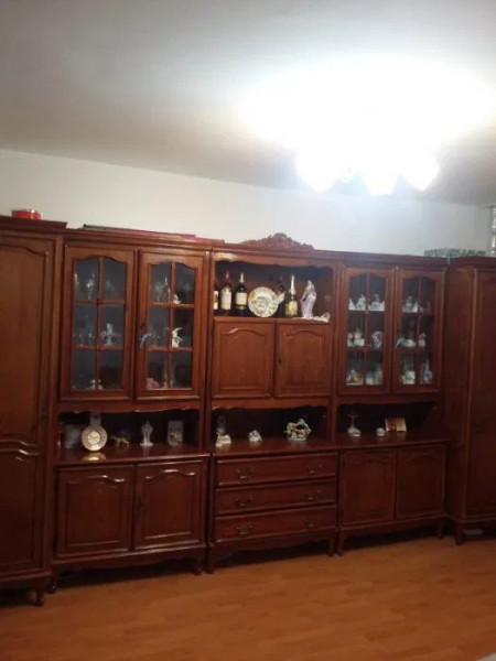 CASA DE CULTURA - APARTAMENT CU 2 CAMERE CENTRALA GAZE