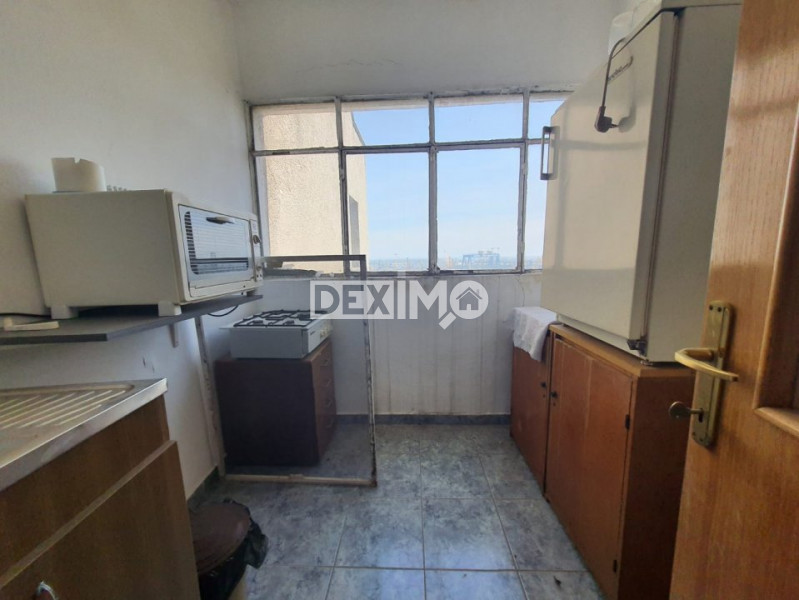 Apartament 2 Camere - Zona Gara - Etaj Intermediar - Vedere Spre Port