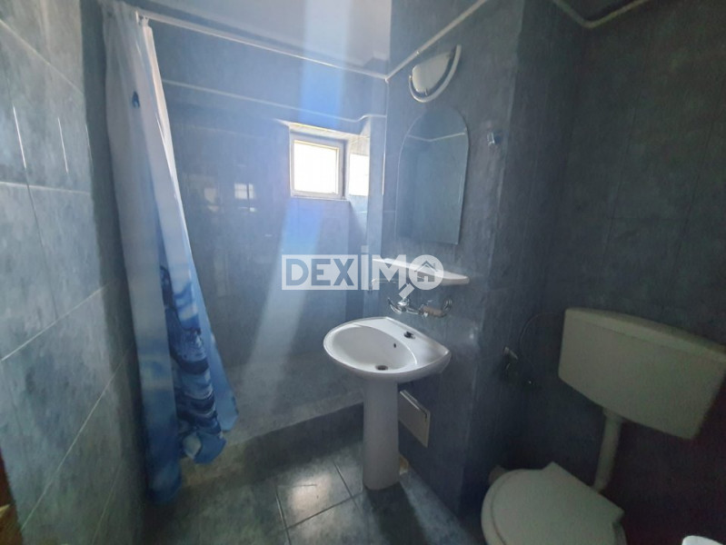 Apartament 2 Camere - Zona Gara - Etaj Intermediar - Vedere Spre Port