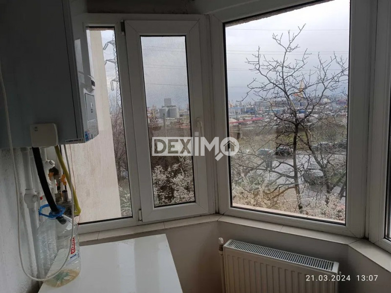 Apartament 2 Camere - Zona Far - Centrala Pe Gaze - Vedere Spre Port