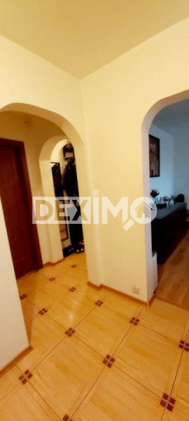 Apartament 3 Camere Decomandate - Zona Tomis III - Gaze - Etaj 2