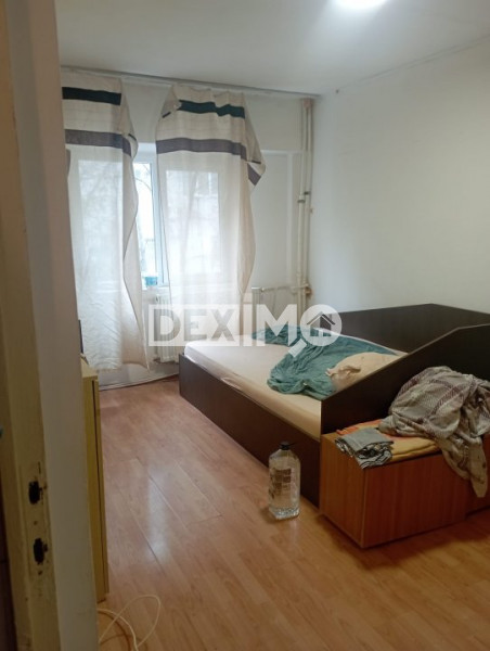 Garsoniera  - Zona Poarta 6 - Etaj 1 - Mobilata