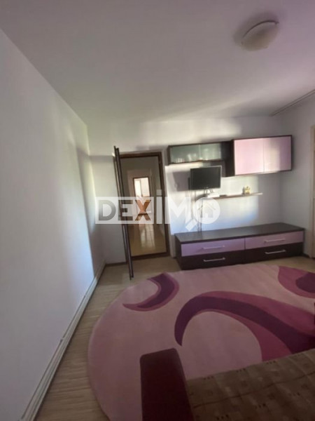 Apartament 3 Camere Decomandate - Zona CET - Gaze - Etaj 3