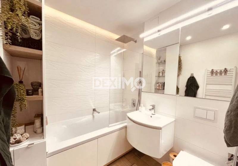 Apartament 4 Camere - Faleza Nord - Renovat - Ultrafinisat - Partial Mobilat