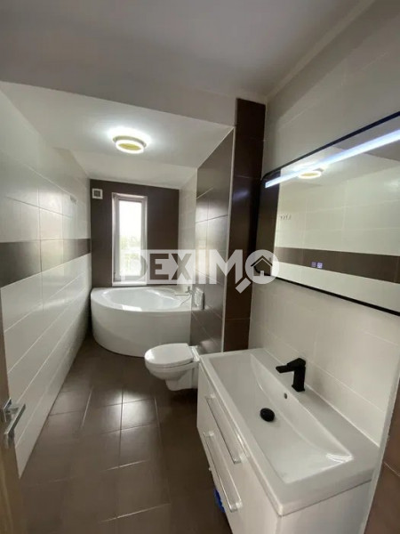 Apartament 2 Camere Transformat In 3 Camere - Tomis III - Bloc 2010