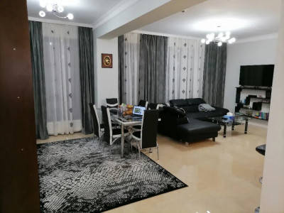 Apartament/Spatiu Comercial - Tomis Nord - Aurel Vlaicu - Parter - Stradal