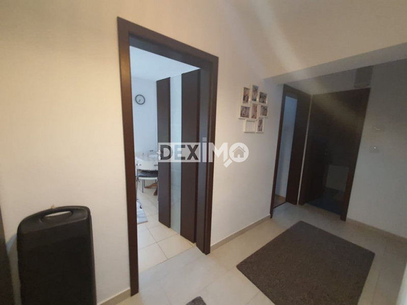 Apartament 3 Camere- Zona Trocadero - Etaj Intermediar - Mobilat - Centrala Gaze