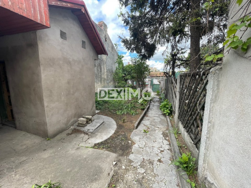Casa Interbelica Din Caramida - Zona Spitalul Judetean - Teren 211 Mp