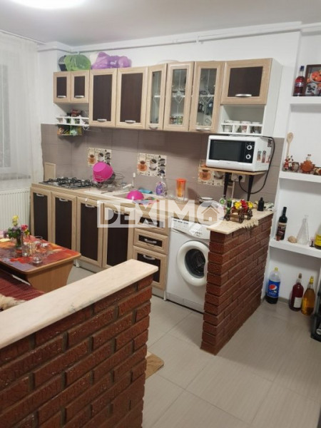 Apartament 2 Camere Semidecomandate - Zona Abator - Gaze - Renovat