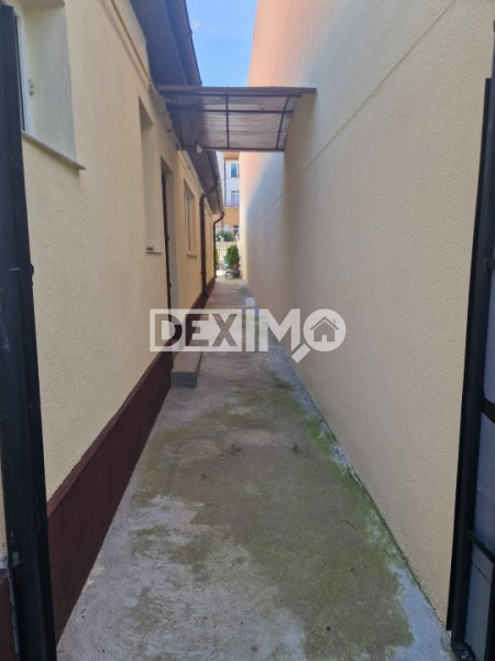 Casa 3 Camere - Zona Stadion - Teren 300 Mp - Acoperis Nou