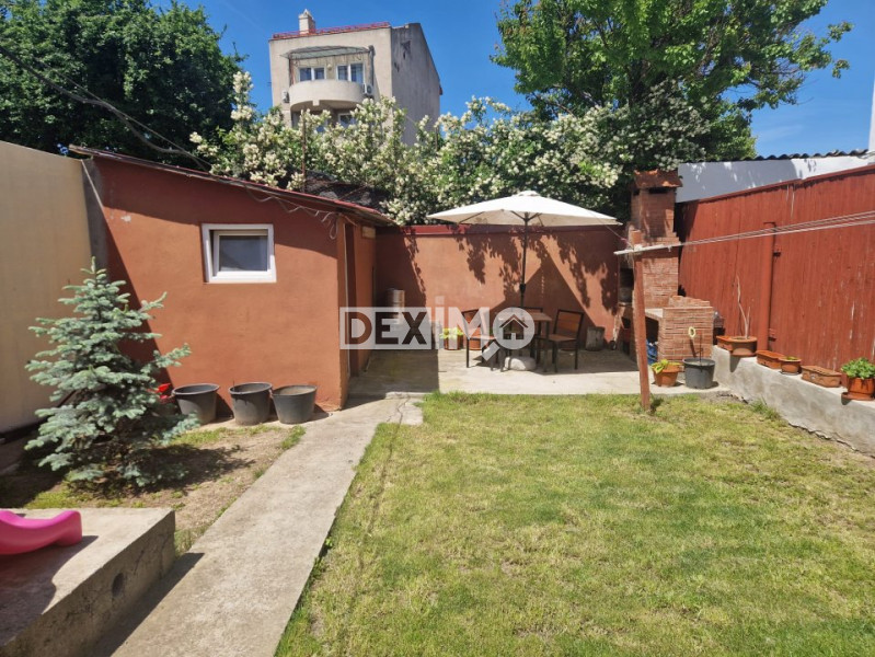 Casa 3 Camere - Zona Stadion - Teren 300 Mp - Acoperis Nou