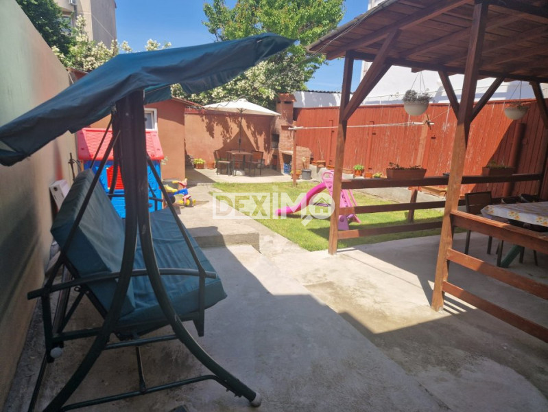 Casa 3 Camere - Zona Stadion - Teren 300 Mp - Acoperis Nou