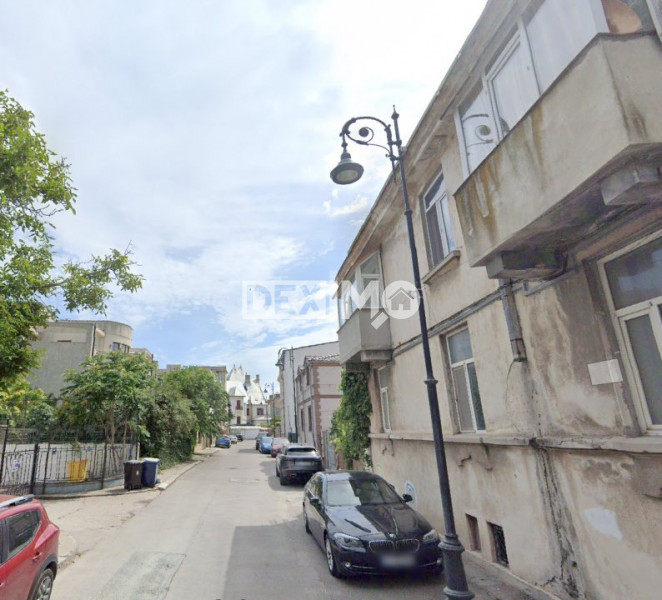 Casa Interbelica 4 Camere  - Zona Peninsula - Ideal Investitie