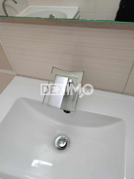 Apartament 2 Camere - Zona Km 5 - Etaj 3 - Renovat Complet - Centrala Pe Gaze