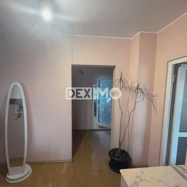 Apartament 3 Camere Decomandate - Cora Bratianu - Mobilat - Centrala Pe Gaze