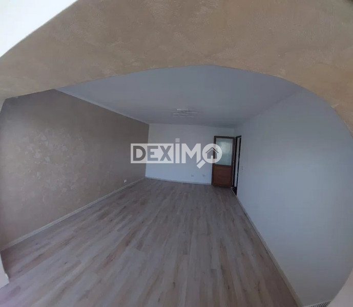 Apartament Spatios 3 Camere - Poarta 6 - 2 Grupuri Sanitare-Centrala gaze