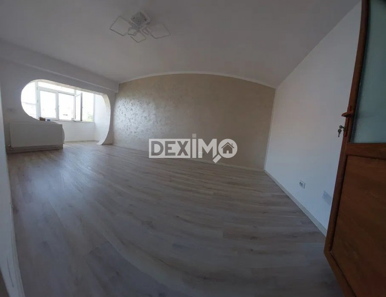 Apartament Spatios 3 Camere - Poarta 6 - 2 Grupuri Sanitare-Centrala gaze