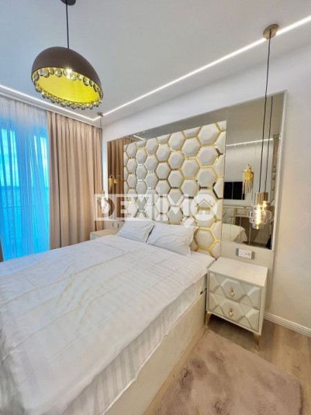 Apartament 3 Camere LUX- Statiunea Mamaia- Ultrafinisat - Vedere Frontala La Lac