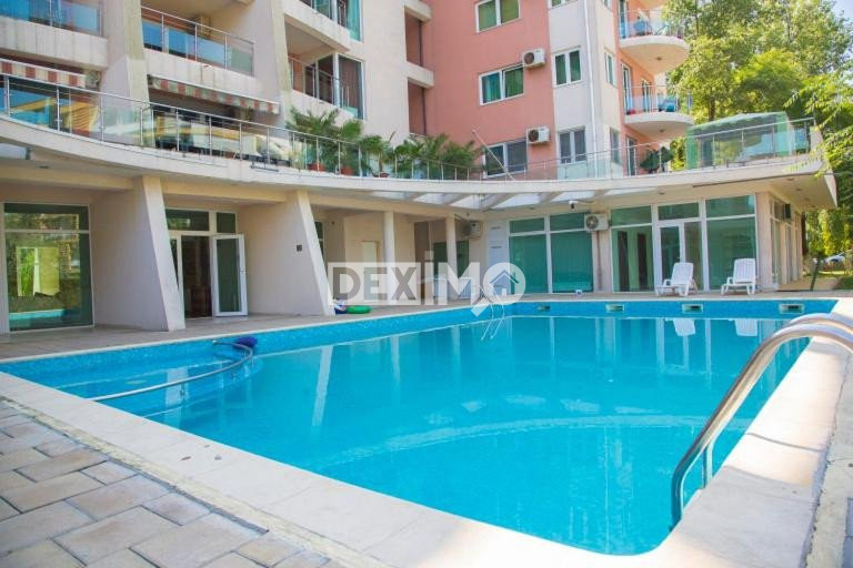 Apartament 2 Camere - Intrare Statiunea Mamaia -Complex Cu Piscina - Termen Lung
