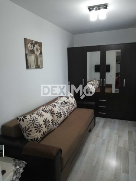 Apartament 3 Camere Semidecomandate - Zona Inel II - Etaj 1