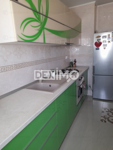Apartament 3 Camere Decomandate - Zona Tomis Plus - 2 Locuri De Parcare - Boxa