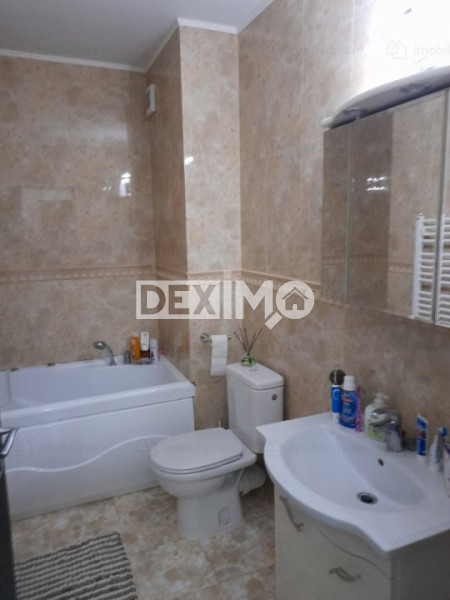Apartament 3 Camere Decomandate - Zona Tomis Plus - 2 Locuri De Parcare - Boxa