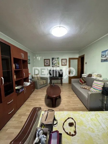 Apartament 2 Camere Decomandate - Casa De Cultura - Parter Cu Balcon