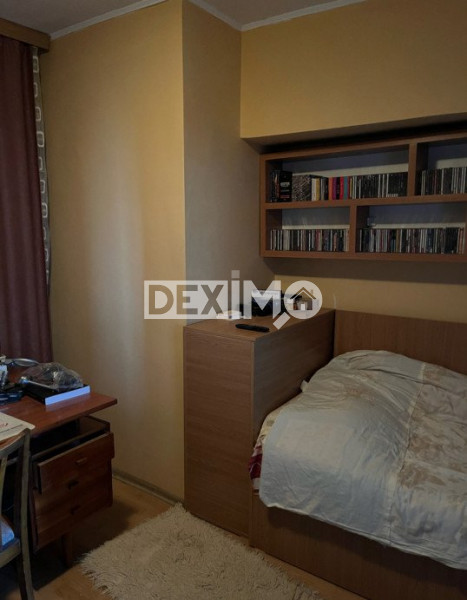 Apartament 4 Camere - Poarta 6 - Etaj Intermediar - Mobilat - Gaze La Usa