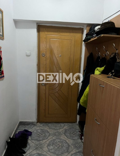 Apartament 4 Camere - Poarta 6 - Etaj Intermediar - Mobilat - Gaze La Usa