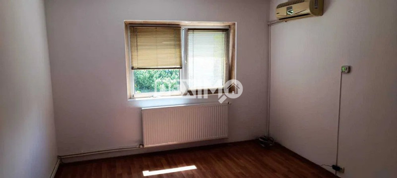 Apartament 2 Camere Decomandate - Casa De Cultura - Etaj 3 - Centrala Pe Gaze