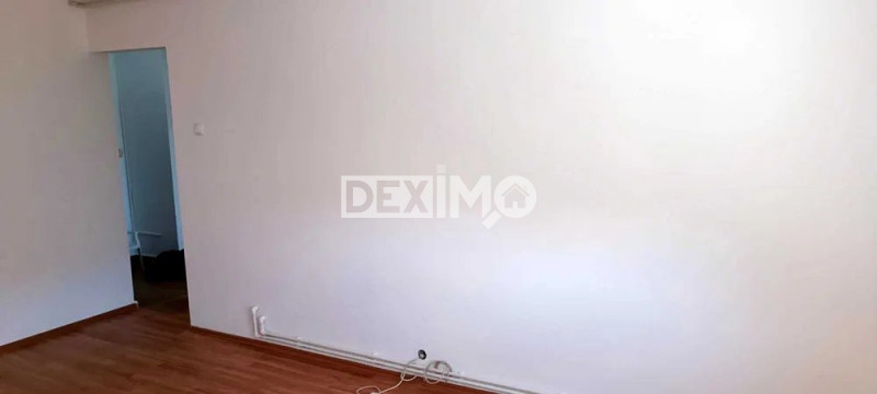 Apartament 2 Camere Decomandate - Casa De Cultura - Etaj 3 - Centrala Pe Gaze