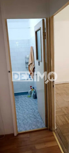 Apartament 2 Camere Decomandate - Casa De Cultura - Etaj 3 - Centrala Pe Gaze