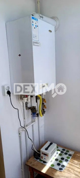 Apartament 2 Camere Decomandate - Casa De Cultura - Etaj 3 - Centrala Pe Gaze