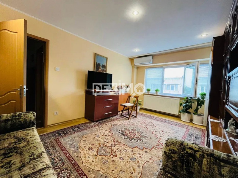 Apartament 2 Camere Decomandate - Zona CET - Mobilat - Centrala Pe Gaze