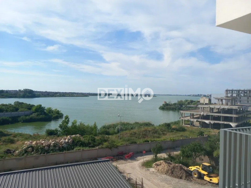 Apartament 3 Camere - Zona Campus - Loc Parcare - Vedere Frontala La Lac