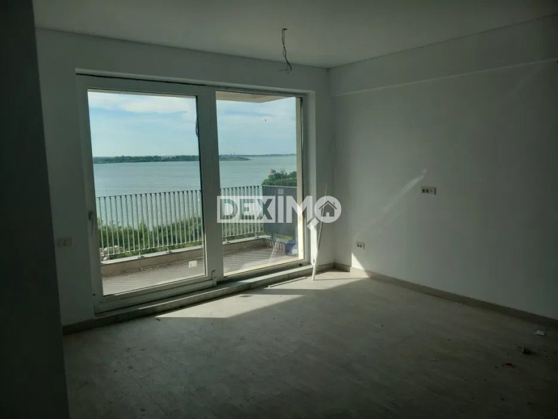Apartament 3 Camere - Zona Campus - Loc Parcare - Vedere Frontala La Lac