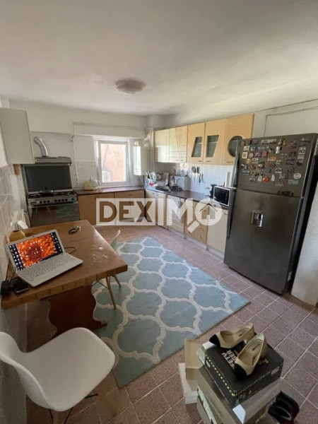 Apartament 4 Camere - Inel 2 - Etaj Intermediar - Centrala Pe Gaze