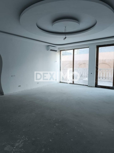 Vila P+1+M - Zona Primo - Compozitori - Semifinisata - Toate Utilitatile