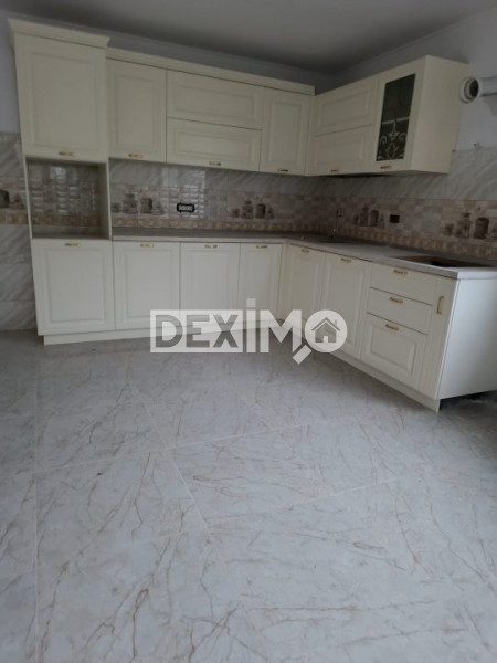 Vila P+1+M - Zona Primo - Compozitori - Semifinisata - Toate Utilitatile