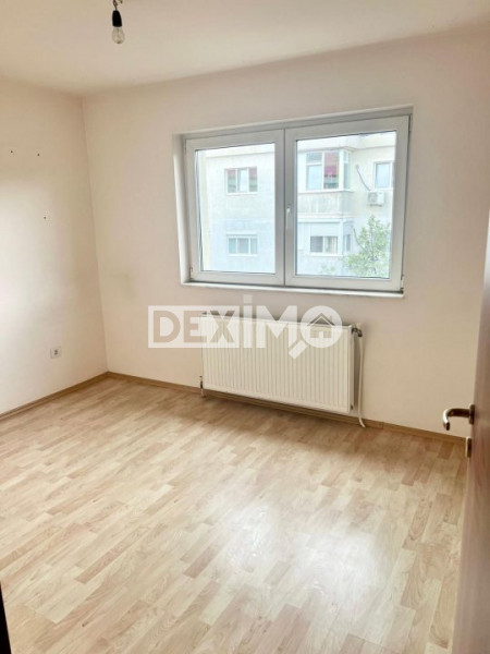 Apartament 4 Camere Transformat In 3 - Tomis 3 - Centrala Pe Gaze