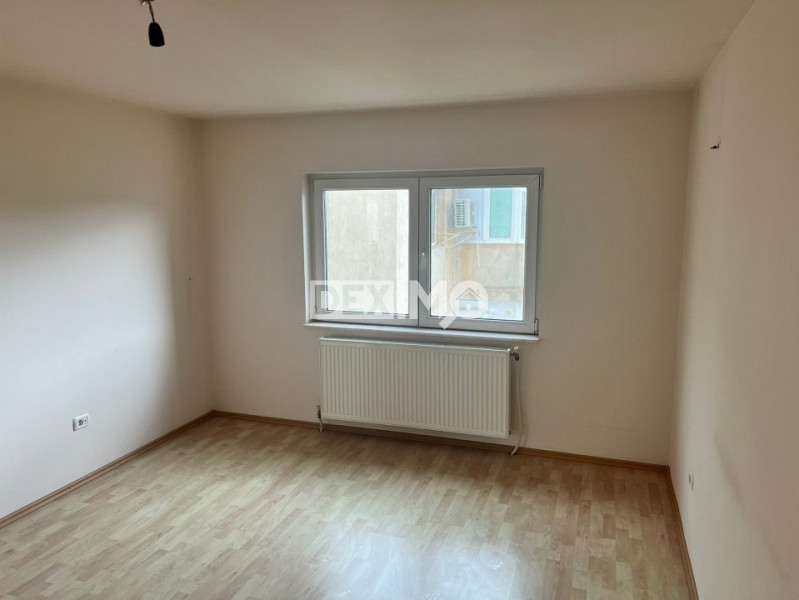 Apartament 4 Camere Transformat In 3 - Tomis 3 - Centrala Pe Gaze