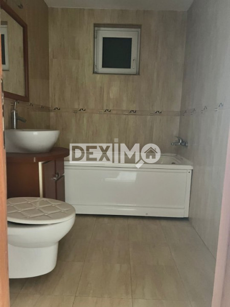 Apartament 4 Camere Transformat In 3 - Tomis 3 - Centrala Pe Gaze